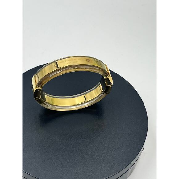 Michael Kors Gold Tone Acetate Acrylic Hinge Logo Plaque Bangle Bracelet MKJ5603 - Picture 13 of 14